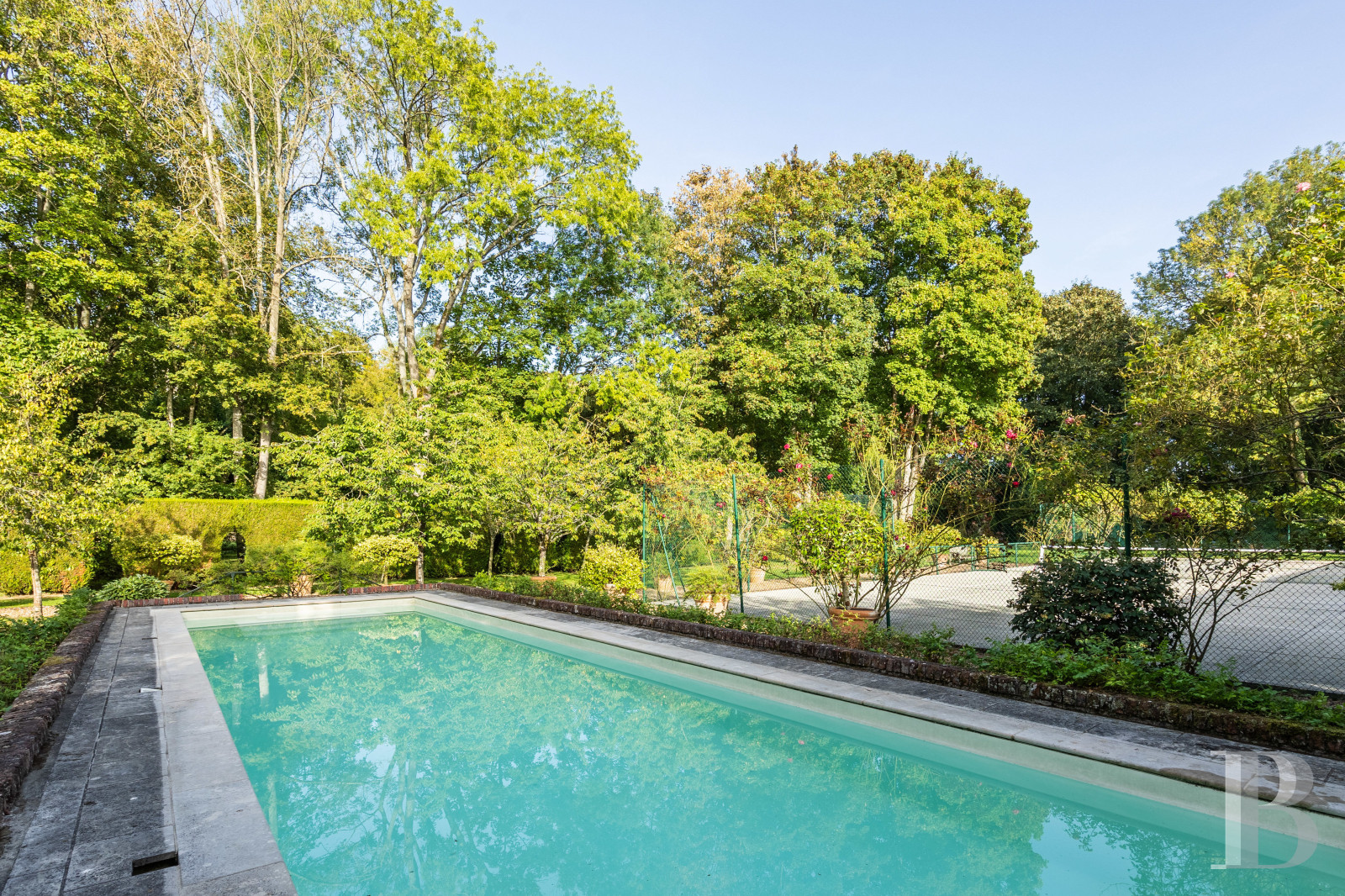 Dans l’Eure, à une heure trente de Paris, un château du 17e siècle et son parc de quarante hectares - photo  n°42